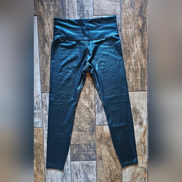 Athleta Pants - Athleta Elation Ultra High Rise Shimmer Green Leggings Size Small EUC